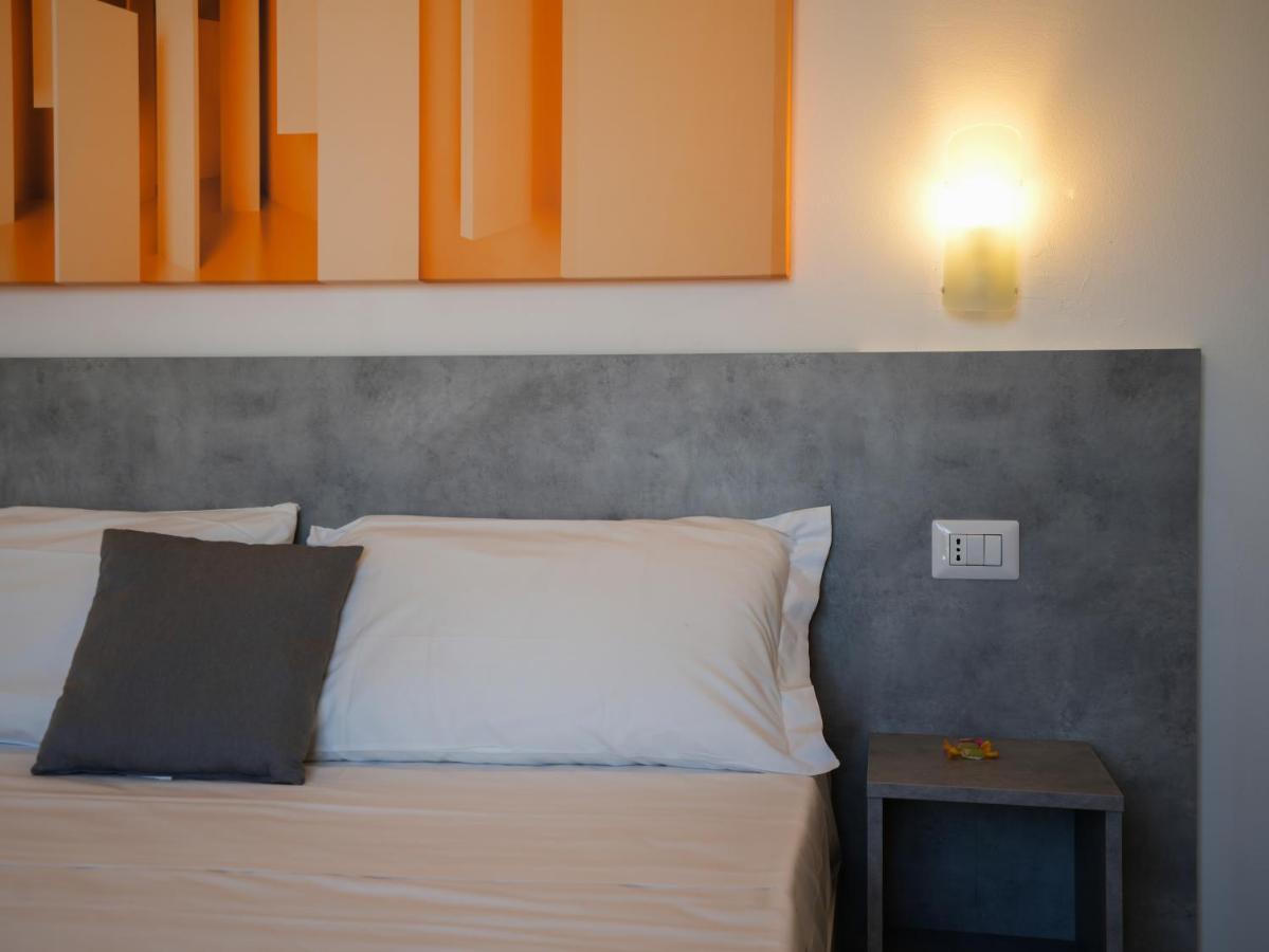 Hotel Rivabella Davoli Dış mekan fotoğraf