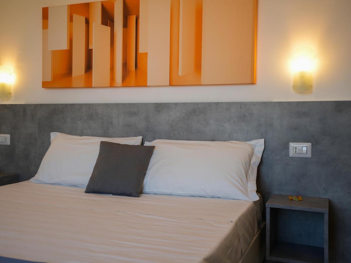 Hotel Rivabella Davoli Dış mekan fotoğraf