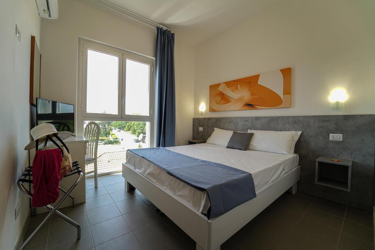 Hotel Rivabella Davoli Dış mekan fotoğraf