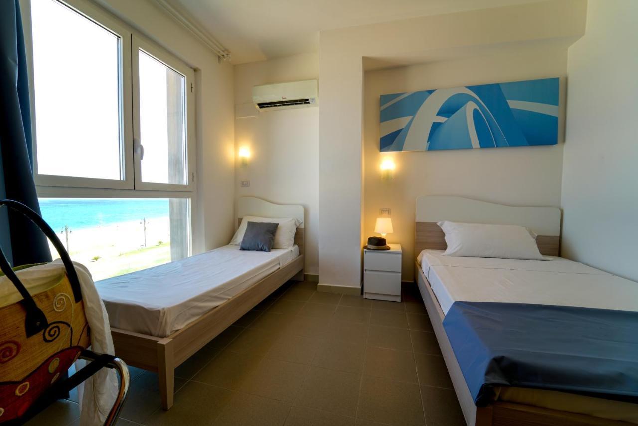 Hotel Rivabella Davoli Dış mekan fotoğraf